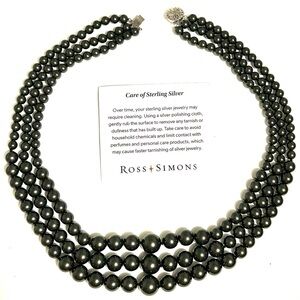 Ross-Simons Graduated 3 strand necklace w/ sterling silver Grey/Black